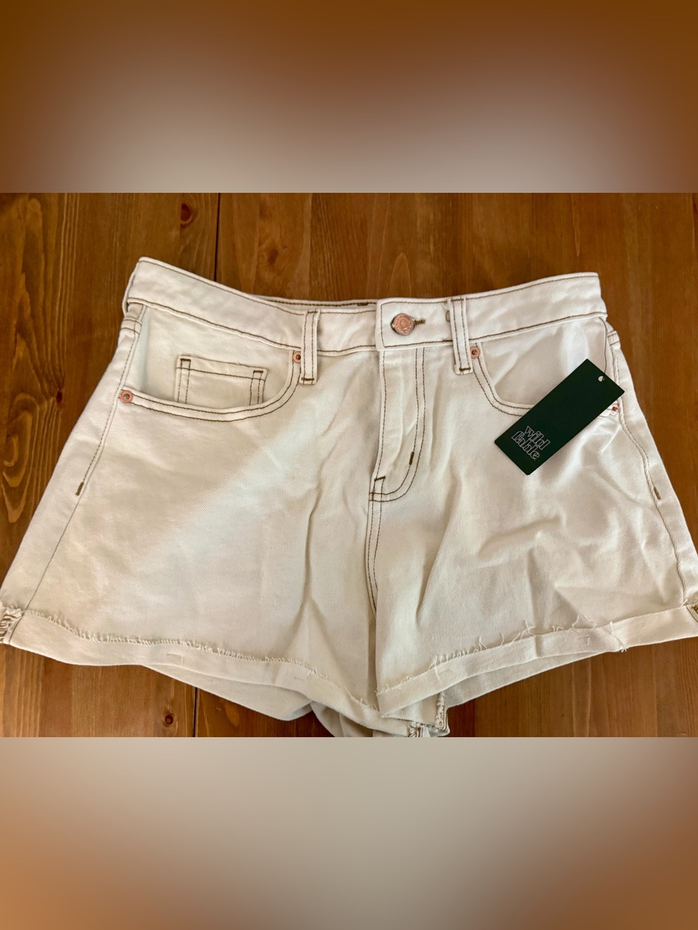 NWT Women’s White High-Rise Denim Shorts